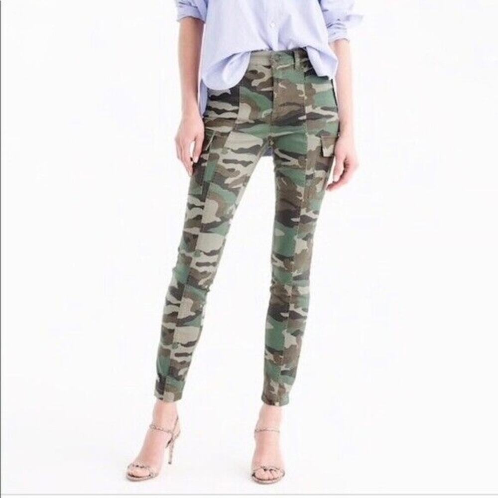 J.Crew Woodland Camo Skinny Leg Cargo Stretch Ankle Pants Sz 24P Military Street